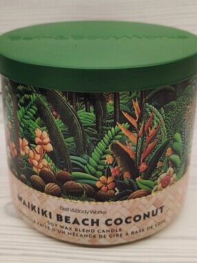 Bath & Body Works Waikiki Beach Coconut Soy Wax Candle - Green New!